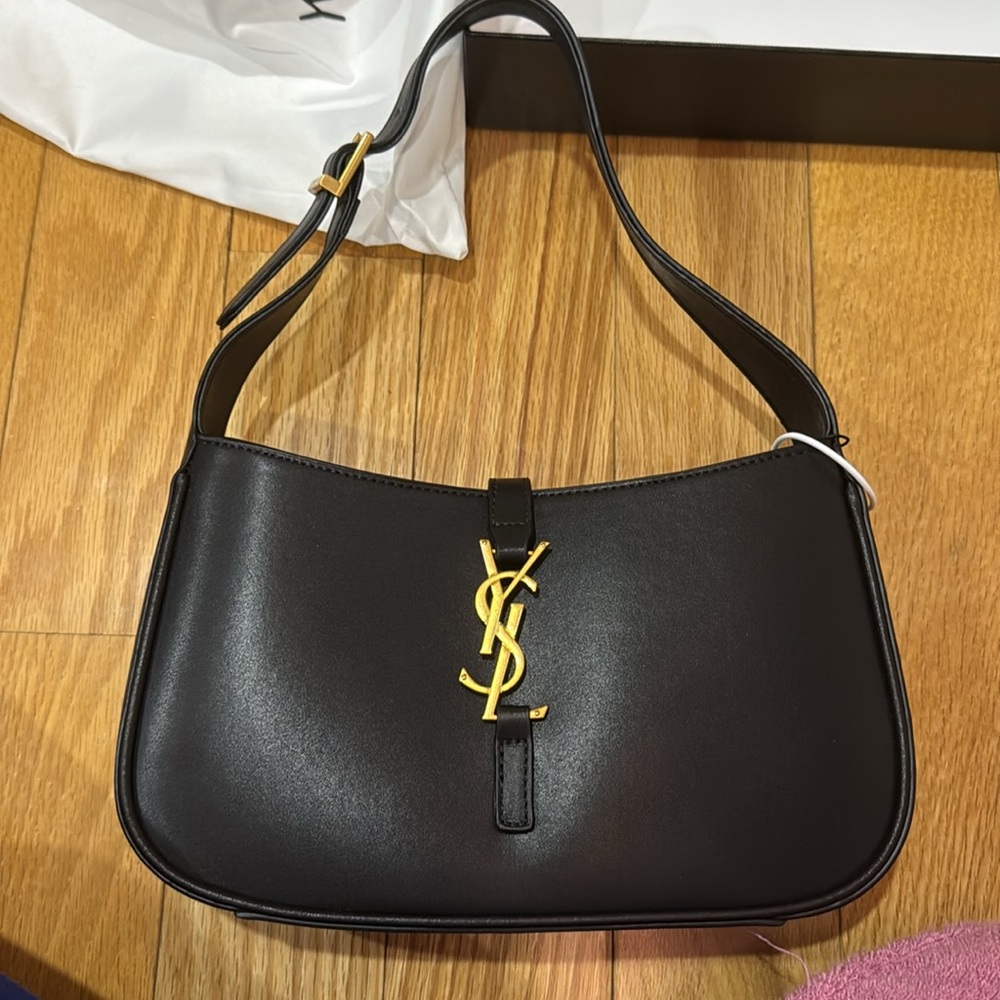 YSL - Picture 3 of 15